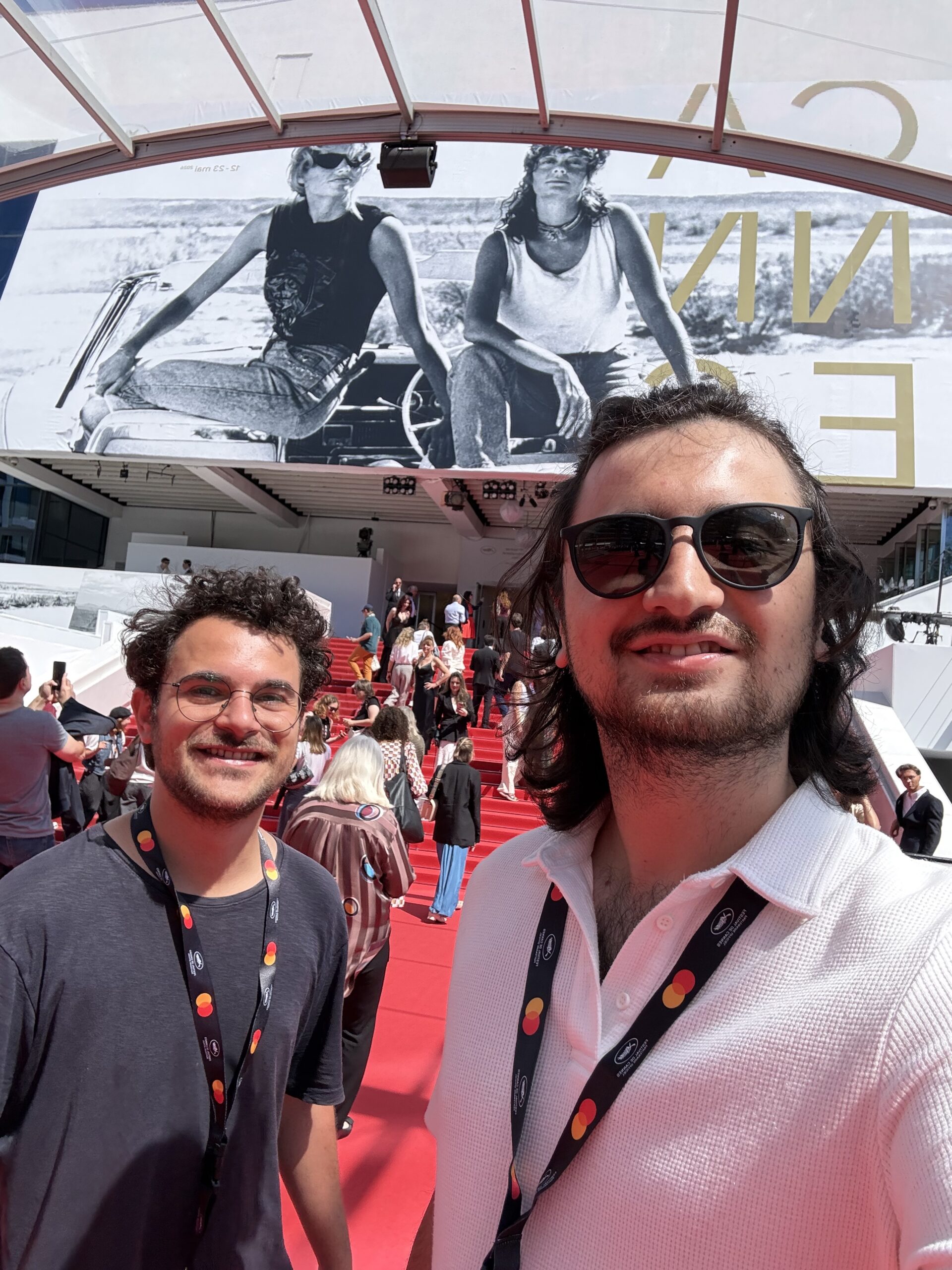 Les cofondateurs de Bulbul pendant une projection à Cannes 2026